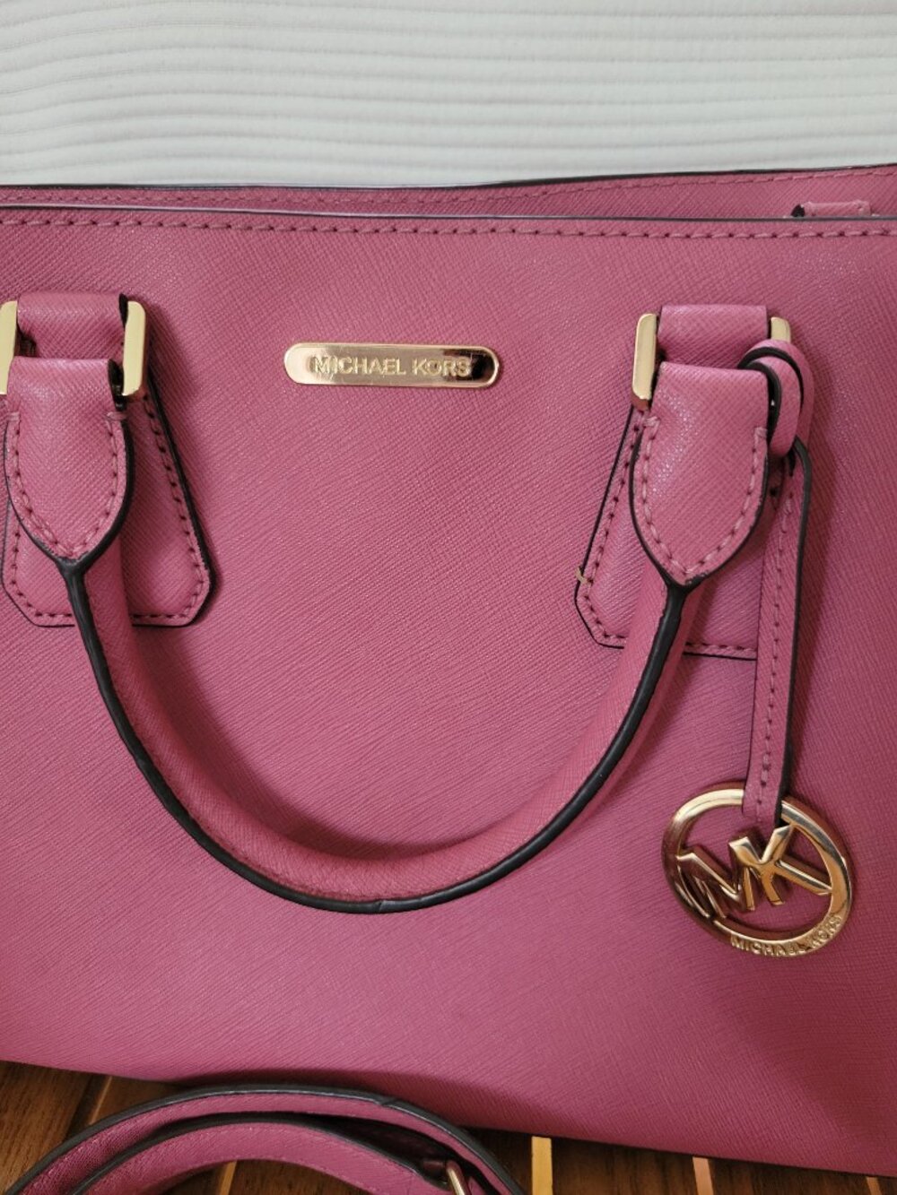 MK Michael Kors Savannah Saffiano Leather Satchel Crossbody - Picture 2 of 9